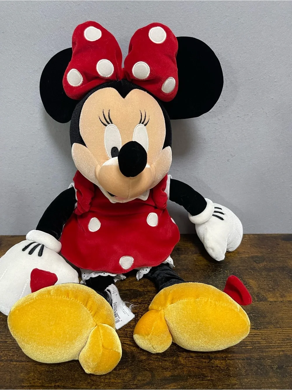 Disney Mickey & Minnie Mouse Plush Stuffed Animals Lot of 2 Medium 2019 CH32803